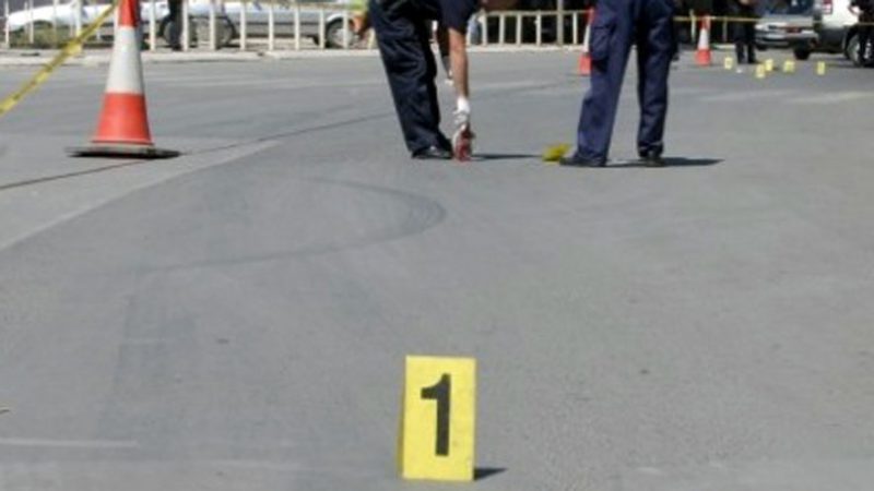 Kamioni përplas këmbësorin, vdes 48-vjeçari (EMRI)