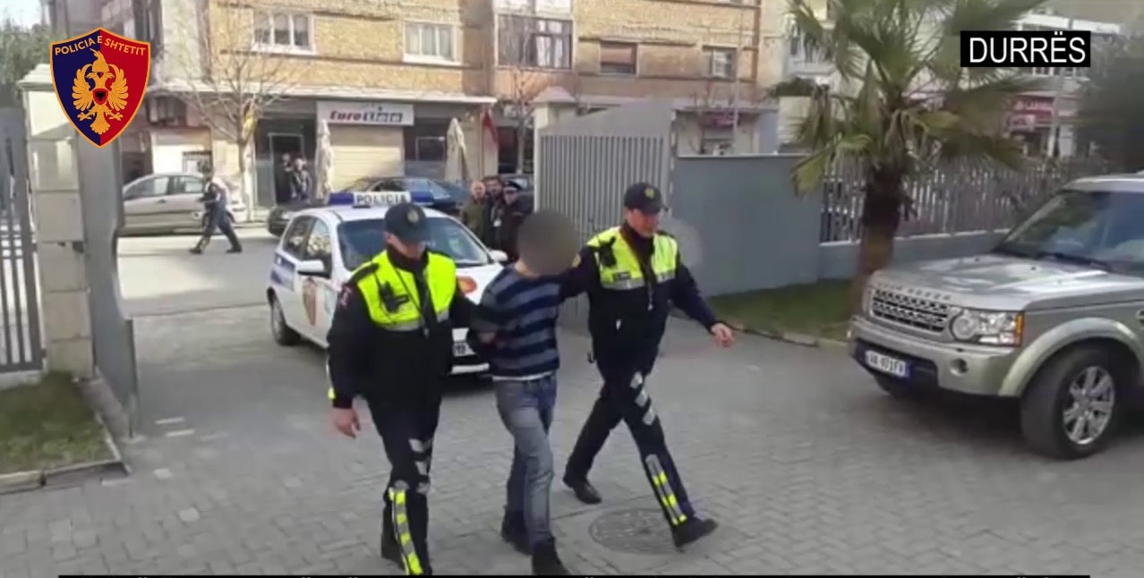 E rëndë në Durrës/ Burri qëllon me pistoletë gruan, arrestohet