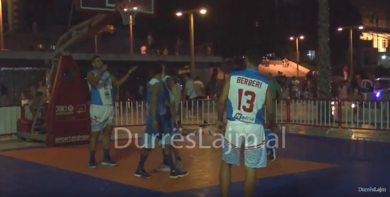 Mbyllet projekti veror i fushës së basketbollit në qendër të Durrësit (VIDEO)