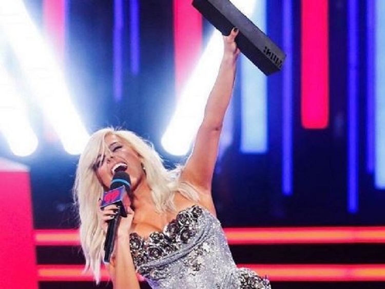 Bebe Rexha rrëmben çmimin e bashkëpunimit më të mirë në MMVAs