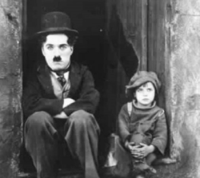 “Unë nuk kam qenë engjëll, por u përpoqa të jem njeri”. Letra prekëse e Charlie Chaplin për të bijën