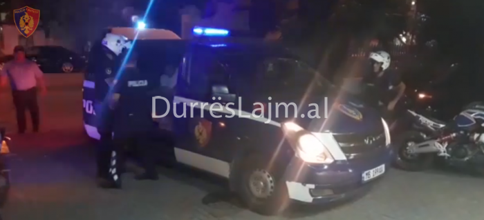 VIDEO/ Vodhi argjendarinë në bulevardin e Durrësit, si u zbulua dhe u kap 22-vjeçari