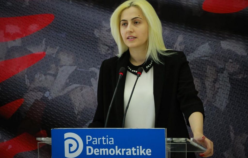 PD denoncon skemën: Si e shpëtoi Edi Rama nga Vettingu gjyqtaren Brikena Ukperaj