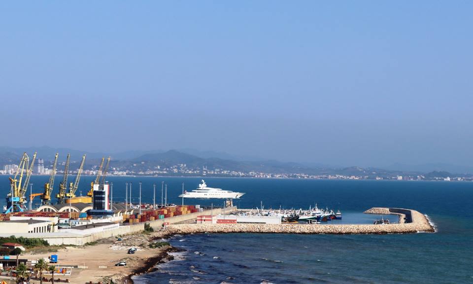 Ja sa jahte u ankoruan në portin e Durrësit në 1 muaj (FOTO)