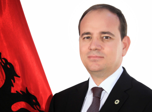 Sulmi ndaj Klodiana Lalës/ Nishani: Do ulim kokën apo do luftojmë krimin!