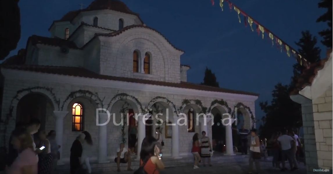 Fjetja e së Tërëshenjtës Mari, besimtarët e Durrësit në Manastirin e Shën Vlashit (VIDEO)
