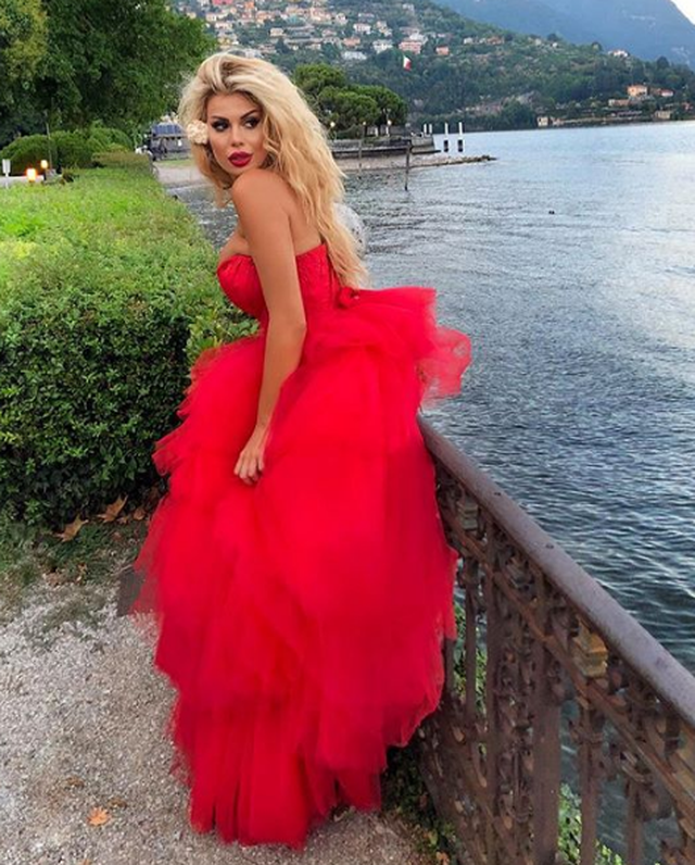 Kush e shoqëroi Luanën në dasmën e Ledionit dhe Sarës (FOTO)