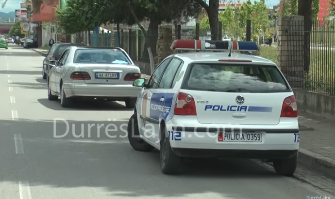 Arrestohen 4 drejtues mjetesh në Durrës (VIDEO)