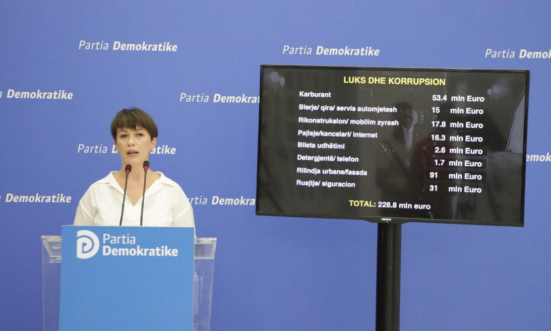 PD nxjerr shifrat: Sa miliona euro u shpenzuan për luks, makina, bileta avioni