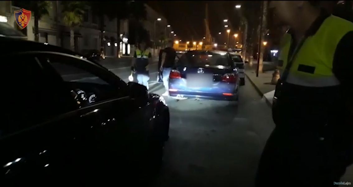 Fundjava në Durrës, policia arreston 20 persona në flagrancë (VIDEO)
