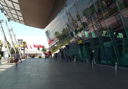 Nuk deklaroi paratë në Rinas, policia i sekuestron mijëra dollarë dhe euro