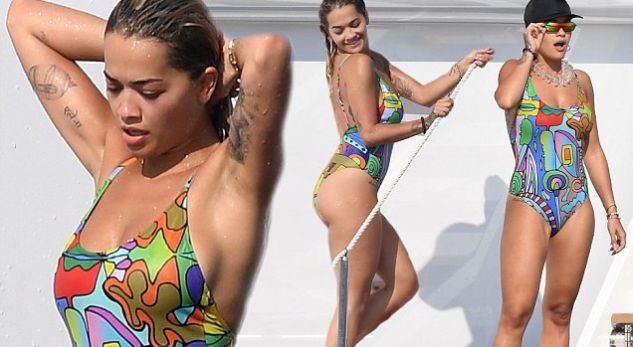 Rita Ora tregon format perfekte në Sardenja (FOTO)