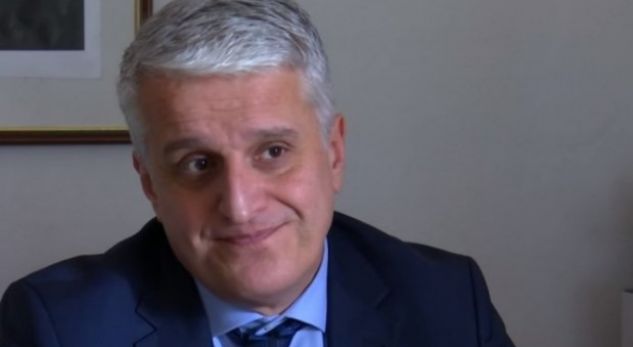 Majko: Nëse duam që emigrantët të votojnë duhet ndryshuar Kushtetuta