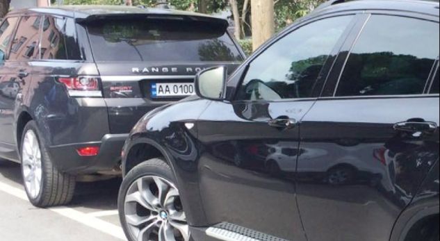 12 kryebashkiakët që blenë makina me ofertën më të lartë