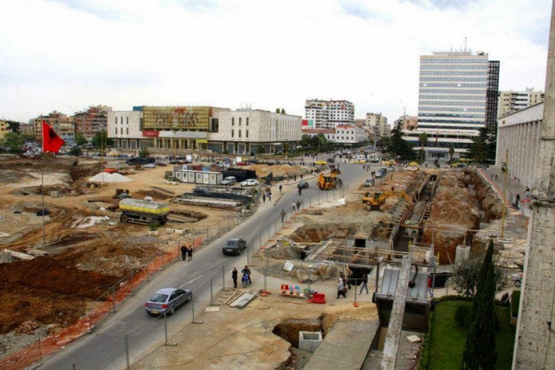 LISTA/ Sheshi “Skënderbej”, emrat që marrin 1.8 milionë dollarë