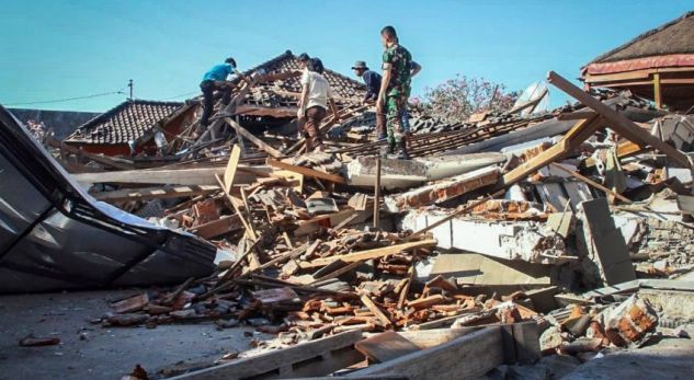 Indonezi, bilanci i viktimave nga tërmeti shkon në 436