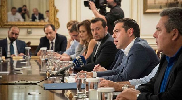 Tsipras riformaton qeverinë greke