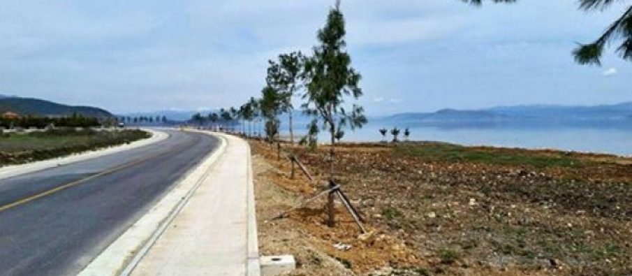 Vidhet linja e ndriçimit e rrugës Pogradec-Lin