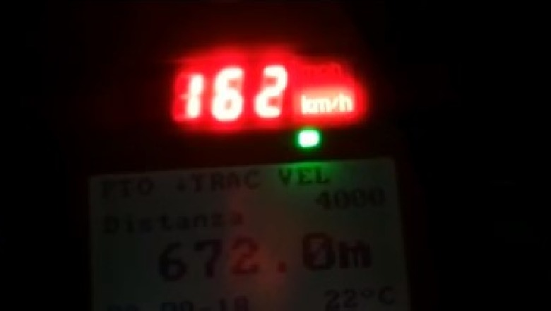 21-vjeçari në Tiranë-Durrës me 162 km/h me ‘Benz’, policia publikon videon