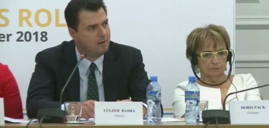 “Mos të flasin me patate në gojë”. Cilët zyrtarë të BE-së po sulmon Basha?