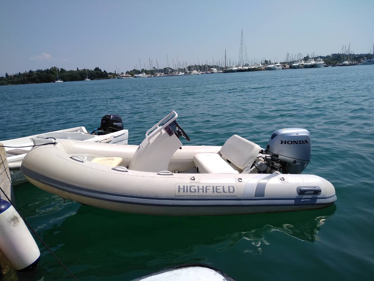 Vidhni skafe në Greqi e Shqipëri, arrestohen 4 adoleshentë