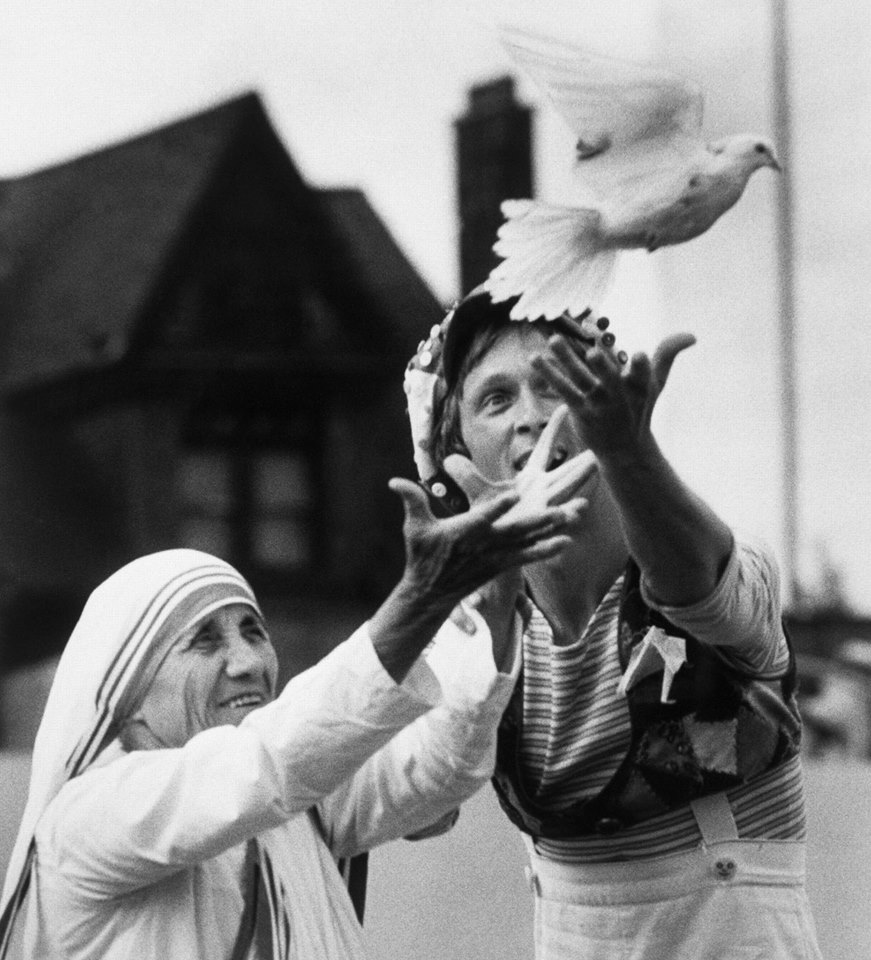 Kryemadhi përkujton Nënë Terezën: Krenari legjitime