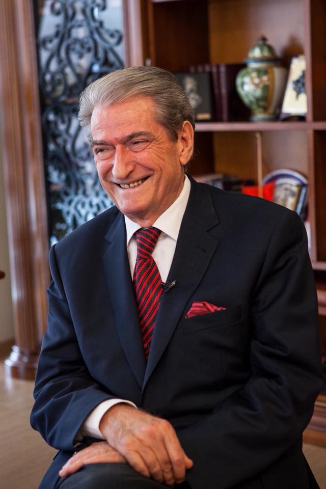 Denoncimi/ “Bushati pajisi me pasaportë diplomatike trurin e bandës Bajri”