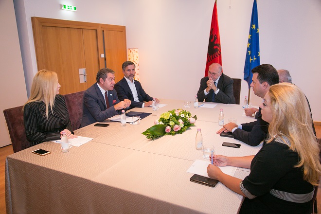 Largimi i qeverisë së lidhur me krimin e çështja çame, zbulohet marrëveshja Basha-Idrizi