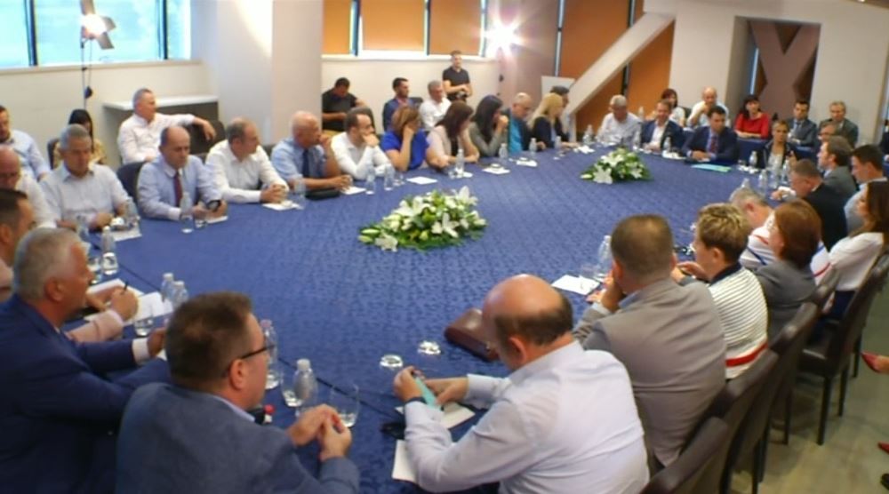 “Vettingu i politikanëve me votë qytetare, do bëhet me ose pa delet e kriminelët e Ramës”