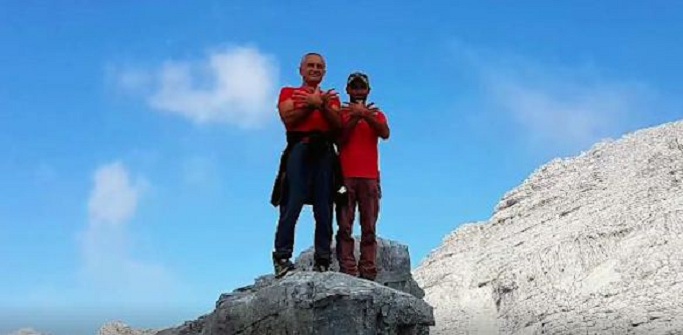 VIDEO/ Presidenti Meta në majën më të lartë të Alpeve shqiptare