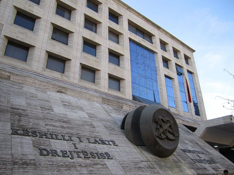 KE miraton rezolutën për kompensimin e pronave në Shqipëri