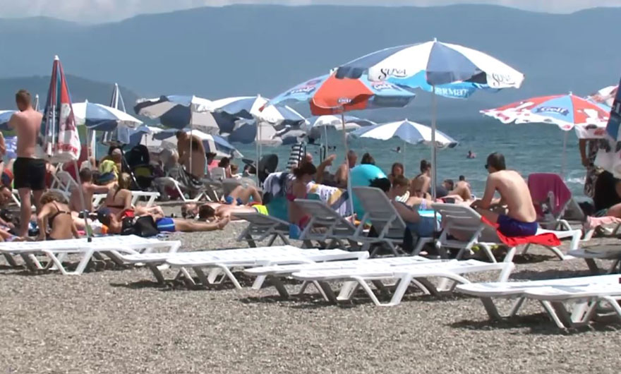 Turistët, 27% më shumë në gusht; INSTAT: Rritja si tetëmujor është 18.8%