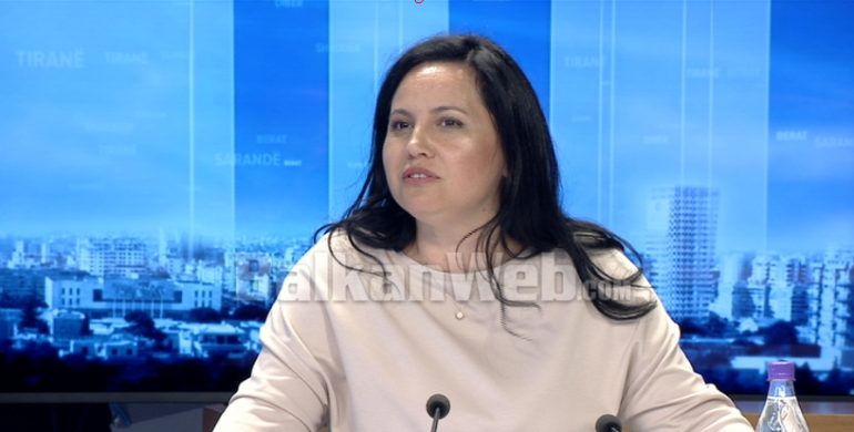 Pranimi i emigrantëve, zv.ministrja sqaron vendimin: Kur priten të vijnë dhe ku do të qëndrojnë