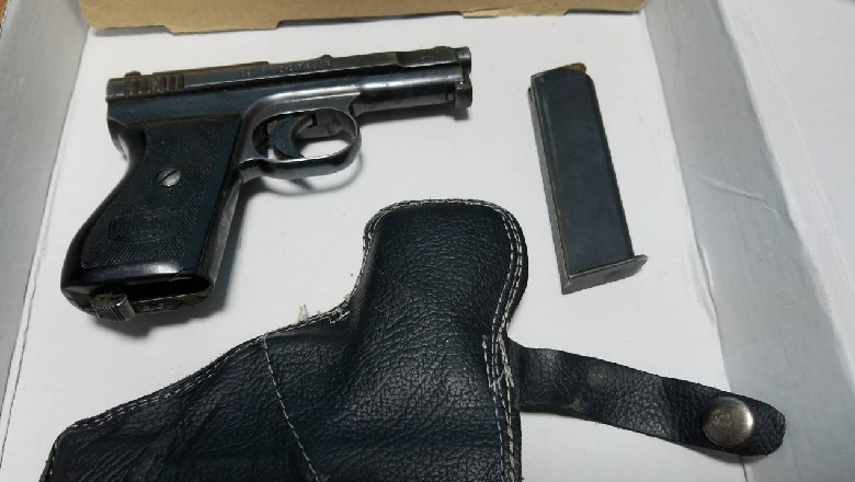 EMRI/ Kontrolli i policisë fundos pronarin e lokalit, kapet me armë