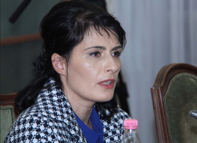 Vrasjet, Arta Marku urdhër vartësve në rrethe: Brenda shtatorit dorëzoni listën e personave në kërkim