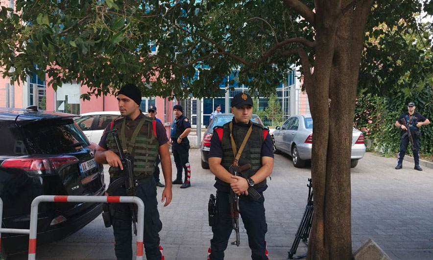 “Shullazi”/ Blindohen Krimet e Rënda, masa të larta sigurie para pretencës (FOTO)