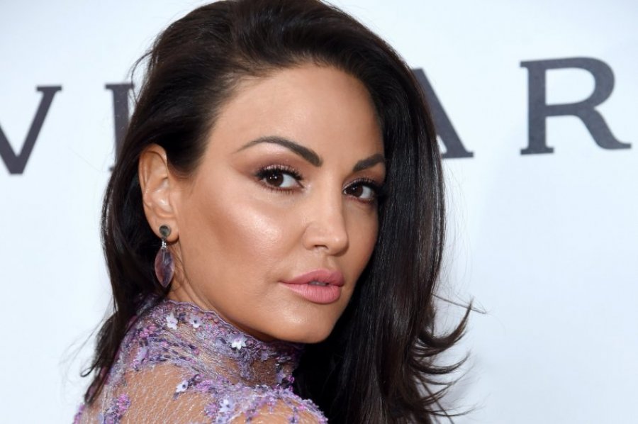 ‘Godet’ Bleona Qereti: Çfarë do të bëj me ‘vezët’ kur të gjej burrë