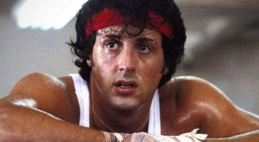 Periudha më e hidhur e jetës së Stallones, shiti qenin për të mbijetuar