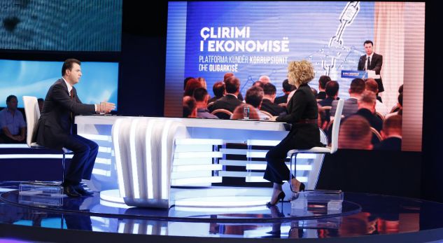 Basha irritohet me gazetaren: Lëre telefonin se ta shpjegova 4 herë!