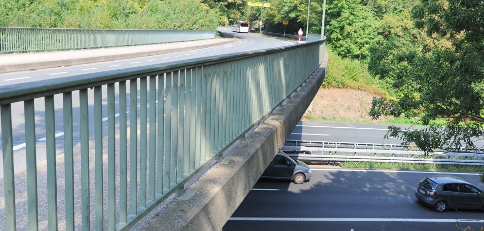 Shqiptari vret veten para se ta sillnin me avion në Shqipëri