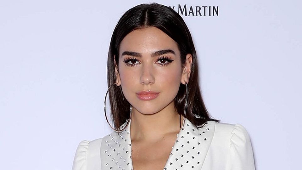 Dua Lipa tregon pse ka hequr dorë nga duhani