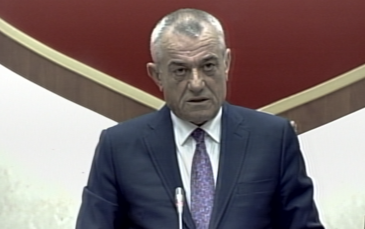 Kuvendi mblidhet pa opozitën, kryeparlamentari Ruçi me mesazh të fortë