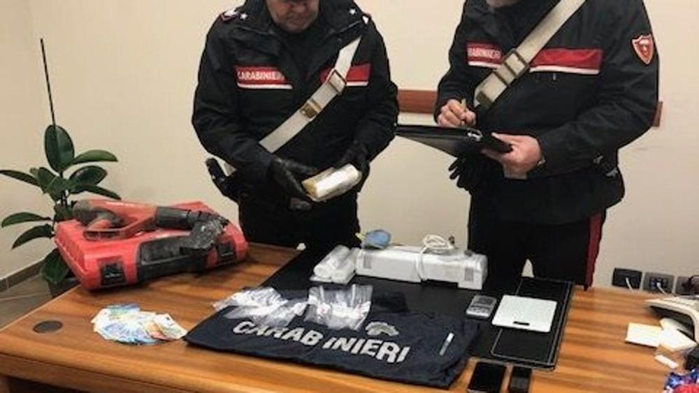 Shkatërrohet grupi italo-shqiptar i kokainës në Itali, lidhje me mafien Sacra Corona Unita