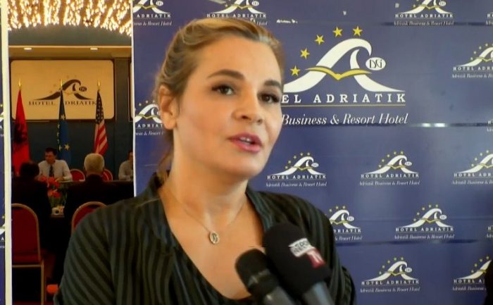 Monika Kryemadhi paralajmëron aksion opozitar me surpriza