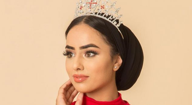 Për herë të parë, një modele e mbuluar në finalen e ‘Miss Anglia 2018’ (FOTO)