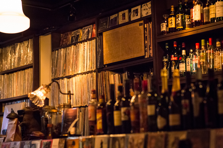 Menaxheri durrsak i lokalit në Tiranë, nuk respekton rregullat