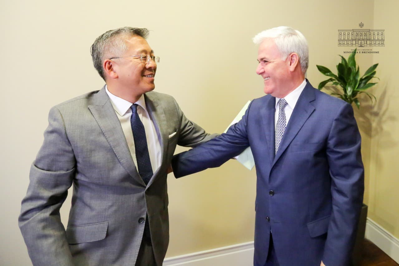 Lu përshëndetet me Xhafajn, diskutojnë për drejtësinë dhe luftën ndaj krimit