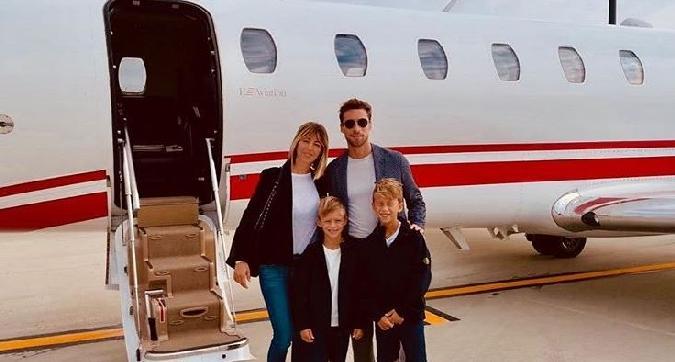 Marchisio zbarkon me familjen në Rusi dhe tregon qejf-mbetjen ndaj Juventusit