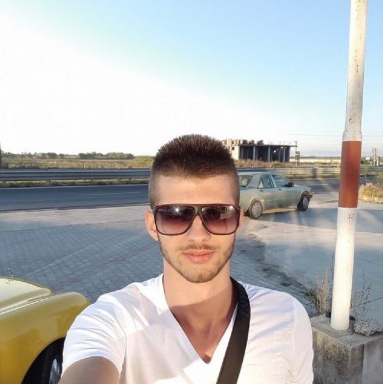 Vrasja e të riut për karikuesin e telefonit, çfarë ndodhi në gjykatë