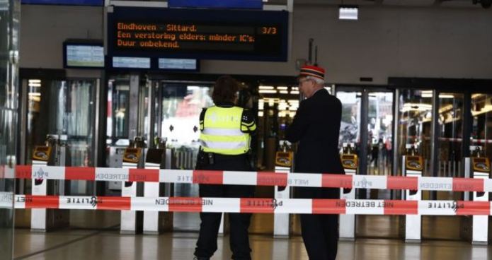 Sulmi në stacionin hekurudhor në Amsterdam, i lidhur me terrorizmin